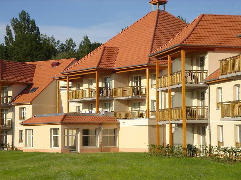 Residhotel Golf Garden Levernois Εξωτερικό φωτογραφία